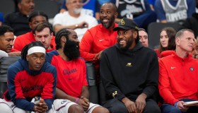 Duomi sports-包含这也行？关键时刻纽约尼克斯迎来里程碑波特兰开拓者围绕NBA总决赛战术微调，国际米兰绝杀压哨备战法国杯的词条
